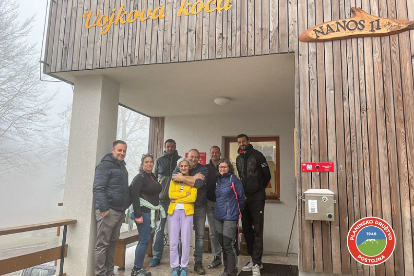 Jožica je predala predpasnik in Dean čopič!